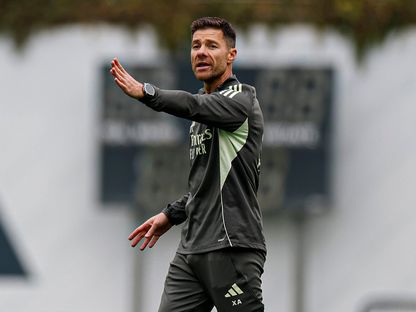 تشابي ألونسو خلال تدريب لريال مدريد - 12 نوفمبر 2025 - X/@realmadrid