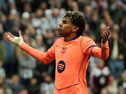 لامين يامال لاعب برشلونة يحتفل بعد تسجيل هدف التعادل في مرمى نيوكاسل في ذهاب ثمن نهائي دوري أبطال أوروبا - 10 مارس 2026 - Reuters