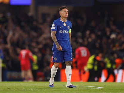 إنزو فرنانديز محبطاً بعد هدف لباريس سان جيرمان في مرمى تشيلسي بدوري أبطال أوروبا - 17 مارس 2026 - Action Images via Reuters