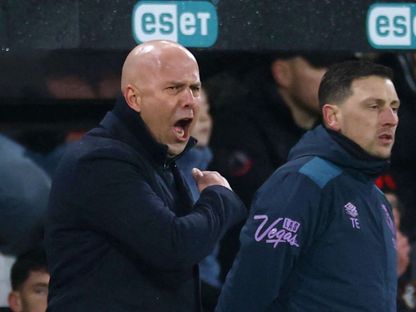 مدرب ليفربول أرني سلوت أثناء مباراة بورنموث في الدوري الإنجليزي - 24 يناير 2026 - Reuters