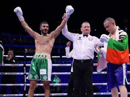 لحظة إعلان فوز الملاكم السعودي زياد المعيوف بإجماع الحكام على البلغاري جورجي فيلشكوف - 1 أبريل 2023 - arriyadiyah.com
