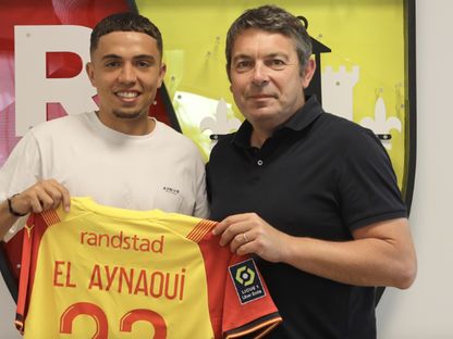 نيل يونس العيناوي يلتحق بصفوف نادي لانس الفرنسي قادماً من نانسي في 2023 - Twitter/@RC Lens