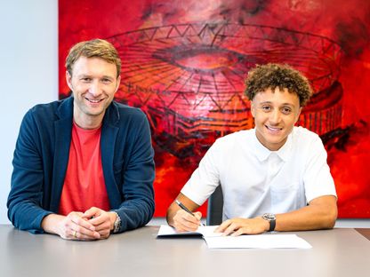 المغربي بن صغير يلتحق بليفركوزن.. هل ينقذ تن هاغ؟