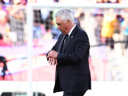 كارلو أنشيلوتي مدرب ريال مدريد بعد الهزيمة أمام برشلونة بالدوري الإسباني - 11 مايو 2025 - Reuters