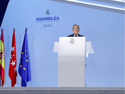 فلورنتينو بيريز: خافيير تيباس يحمي امتيازاته وحاول مصادرة أصول ريال مدريد