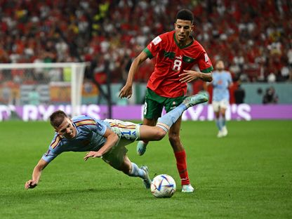 المغربي عز الدين أوناحي خلال المباراة ضد إسبانيا - 6 ديسمبر 2022 - Reuters 