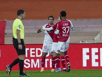 فرحة وسام بن يدر بتسجيل هدف لموناكو أمام مونبلييه في الدوري الفرنسي - reuters