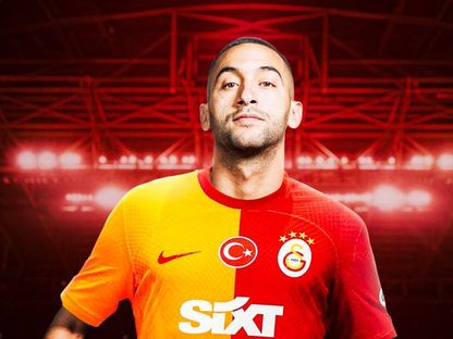 حكيم زياش بقميص فريقه الجديد غلطة سراي التركي - 19 أغسطس 2023 - twitter/FabrizioRomano