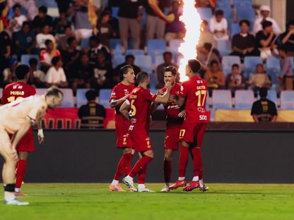 احتفال لاعبي القادسية بتسجيل هدف في مرمى الخلود بدوري روشن السعودي - 6 نوفمبر 2025 - X/@Alqadsiah