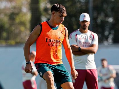"سأغتنم كل فرصة".. إسبي يحمّس جمهور ريال مدريد بعد أول تدريب