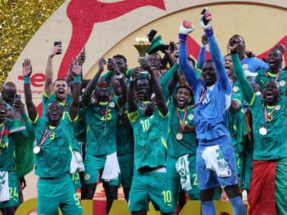 لاعبو السنغال يحتفلون بالفوز بكأس الأمم الإفريقية - 18 يناير 2026 - Reuters