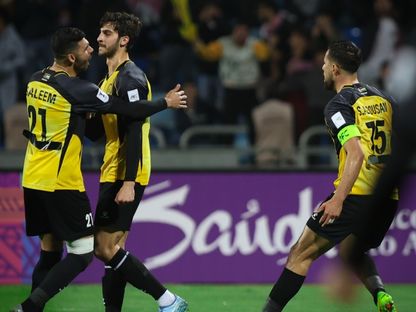 فرحة لاعبي الحسين إربد بالهدف الأول ضد الاستقلال بدوري أبطال آسيا 2 - 17 فبراير 2026 - FB/AlhusseinJOSC