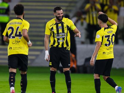 كريم بنزيما بعد تسجيله هدفا للاتحاد في مرمى الفيحاء بالدوري السعودي - 11 مايو 2025 - X/@ittihad