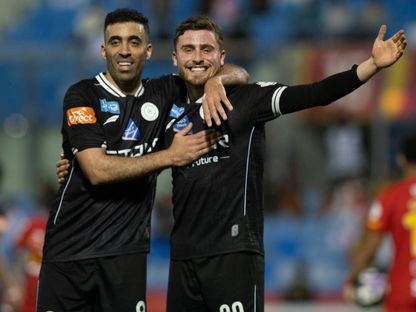 احتفال لاعبي الشباب بتسجيل هدف في مرمى القادسية بالدوري السعودي - 15 أبريل 2026 - X/@SPL