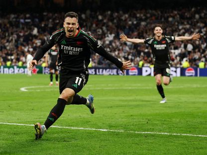 غابرييل مارتينلي لاعب أرسنال يحتفل بتسجيل هدف في مرمى ريال مدريد بدوري أبطال أوروبا - 16 أبريل 2025 - Reuters