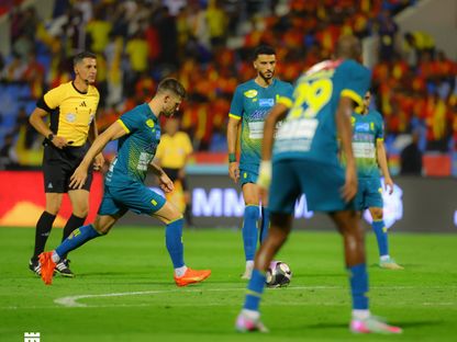 خلال مباراة بين القادسية والعروبة بالدوري السعودي - 20 مايو 2025 - X/@ALOROBAH_FC