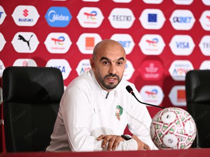 وليد الركراكي مدرب منتخب المغرب في المؤتمر الصحفي قبل مواجهة مالي في كأس أمم إفريقيا - 25 ديسمبر 2025 - X/@MAP_Information