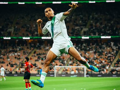 احتفال إنزو ميلو لاعب الأهلي بتسجيل هدف في مرمى الخلود بالدوري السعودي - 16 مايو 2026 - X/@ALAHLI_FC