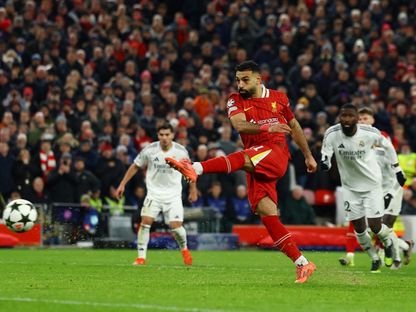محمد صلاح هداف ليفربول يهدر ركلة جزاء أمام ريال مدريد - 27 نوفمبر 2024 - Reuters