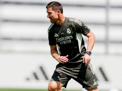 تشابي ألونسو خلال تدريب لريال مدريد - 13 أغسطس 2025 - X/@realmadrid