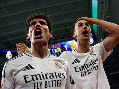 خاكوبو رامون وخيسوس فاييخو يحتفلان بفوز ريال مدريد القاتل أمام مايوركا بالدوري الإسباني - 15 مايو 2025 - Reuters