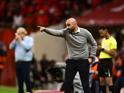 وليد الركراكي مدرب منتخب المغرب خلال مواجهة مالي في كأس أمم إفريقيا 2025 - 26 ديسمبر 2025 - Cafonline.com