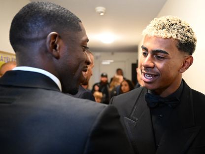 عثمان ديمبيلي ولامين يامال قبل حفل الكرة الذهبية - 22 سبتمبر 2025 - X/ballondor