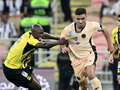 المغربي عبد الرزاق حمد الله مهاجم الشباب في مواجهة الاتحاد بدوري روشن السعودي - 22 يناير 2025 - X/AlShababSaudiFC