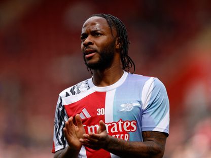 رحيم ستيرلينغ قبل مباراة أرسنال وساوثهامبتون بالدوري الإنجليزي الممتاز - 25 مايو 2025 - Reuters