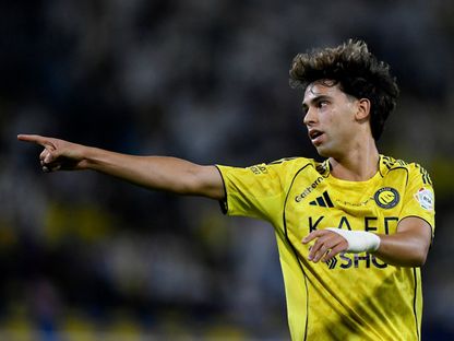 احتفال جواو فيليكس مهاجم النصر بتسجيل هدف رائع في مرمى الحزم بالدوري السعودي - 25 أكتوبر 2025 - Reuters