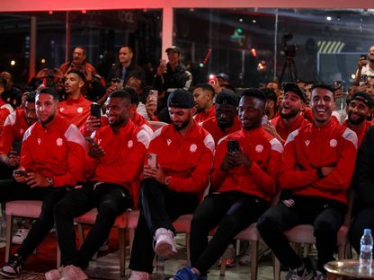 لاعبو الوداد الرياضي المغربي يتابعون قرعة كأس العالم للأندية 2025 - 7 ديسمبر 2024 - X/@WACofficiel