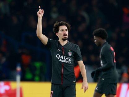 فيتينيا لاعب وسط باريس سان جيرمان يحتفل بعد تسجيل الهدف الثاني لفريقه في شباك توتنهام - 26 نوفمبر 2025 - REUTERS