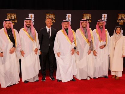 هيرفي رينارد مدرب السعودية ووفد الاتحاد السعودي لكرة القدم قبل قرعة كأس العالم 2026 بالولايات المتحدة - 5 ديسمبر 2025 - Reuters