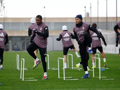 كيليان مبابي ودافيد ألابا خلال تدريبل لريال مدريد - 16 يناير 2026 - realmadrid.com