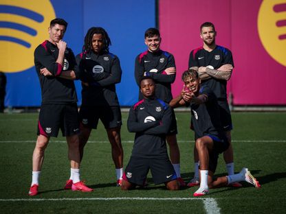 لاعبو برشلونة في حصة تدريبية - 14 فبراير 2025 - X/@FCBarcelona