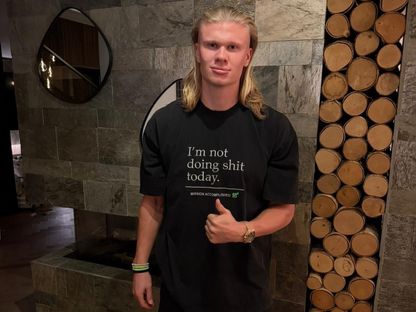 إيرلينغ هالاند لاعب مانشستر سيتي في منزله - 18 أكتوبر 2025 - X/@ErlingHaaland