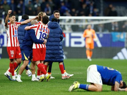 فرحة خوليان ألفاريز ولاعبي أتلتيكو مدريد بالفوز على ريال أوفييدو بالدوري الإسباني - 28 فبراير 2026 - Reuters