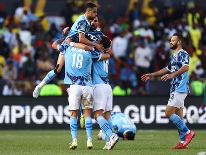 لاعبو بيراميدز يحتفلون بالتسجيل ضد صنداونز - 24 مايو 2025 - Reuters