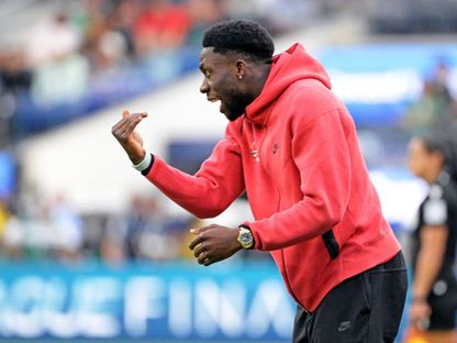 ديفيز يقود قائمة كندا النهائية في كأس العالم رغم الإصابة