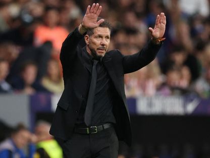 دييغو سيميوني خلال مباراة أتلتيكو مدريد وبرشلونة بالدوري الإسباني - 4 أبريل 2026 - Reuters