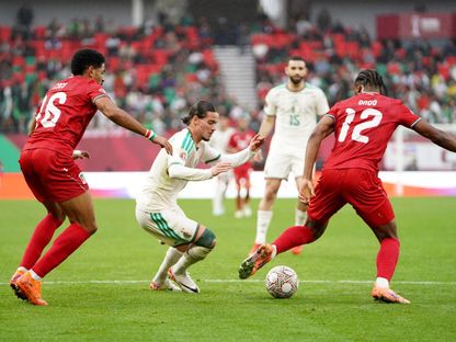 أنيس حاج موسى جناح منتخب الجزائر خلال مواجهة غينيا الاستوائية في كأس أمم إفريقيا - 31 ديسمبر 2025 - REUTERS