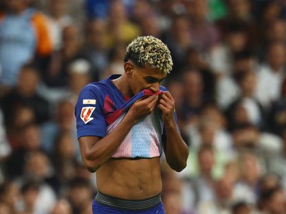 لامين يامال محبطاً خلال مباراة بين برشلونة وريال مدريد - 26 أكتوبر 2025 - REUTERS