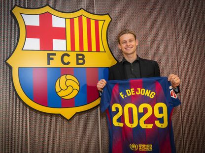 فرينكي دي يونغ بعد تجديد عقده مع برشلونة - 15 أكتوبر 2025 - @FCBarcelona