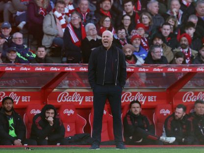 آرني سلوت مدرب ليفربول خلال مواجهة نوتنغهام بالدوري الإنجليزي الممتاز - 22 فبراير 2026 - Reuters