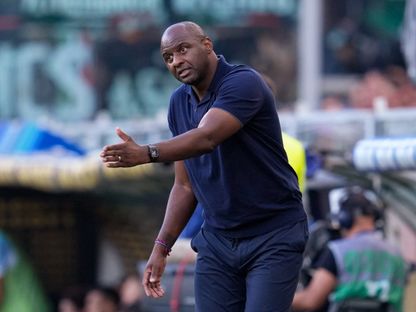 باتريك فييرا مدرب جنوى خلال مواجهة يوفنتوس - 31 أغسطس 2025 - Reuters