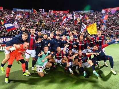 احتفال لاعبي بولونيا بالفوز على هيلاس فيرونا - 23 فبراير 2024 - X/Bolognafc1909