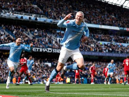 ثنائية هالاند تمنح مانشستر سيتي التقدم على ليفربول