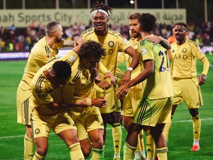 لاعبون من النصر يحتفلون بهدف في مرمى الفيحاء بالدوري السعودي - 28 فبراير 2026 - X/@AlNassrFC