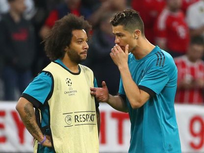 مارسيلو يدعم رونالدو.. ومنتخب البرتغال يفقد نحو "مليون متابع"