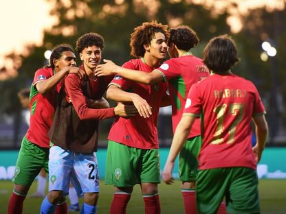 احتفال لاعبي المغرب بتسجيل هدف في مرمى مصر بكأس إفريقيا تحت 17 عاماً - 19 مايو 2026 - X/@Équipe du Maroc